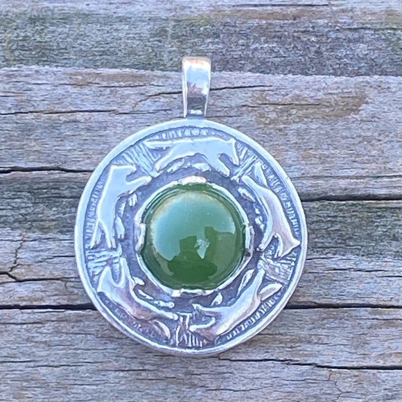 Wolf Dance Pendant .925 Sterling Silver w/ genuine Jade gem made in the USA - Picture 4 of 10